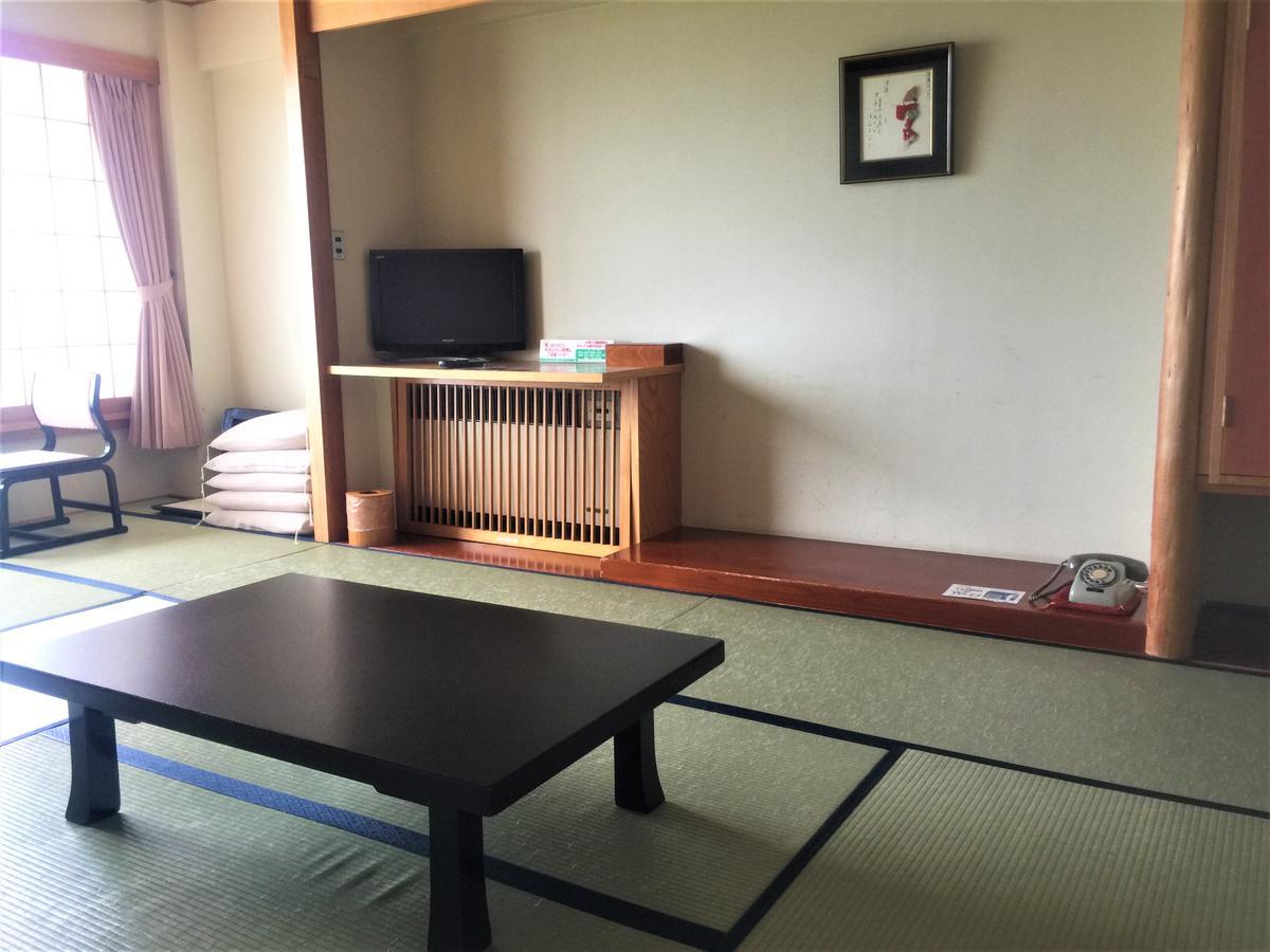 Ryotsu Yamaki Hotel Sado Exterior photo
